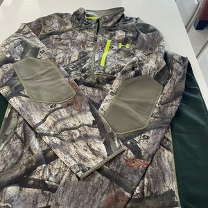 Under Armour Hunting Pullover